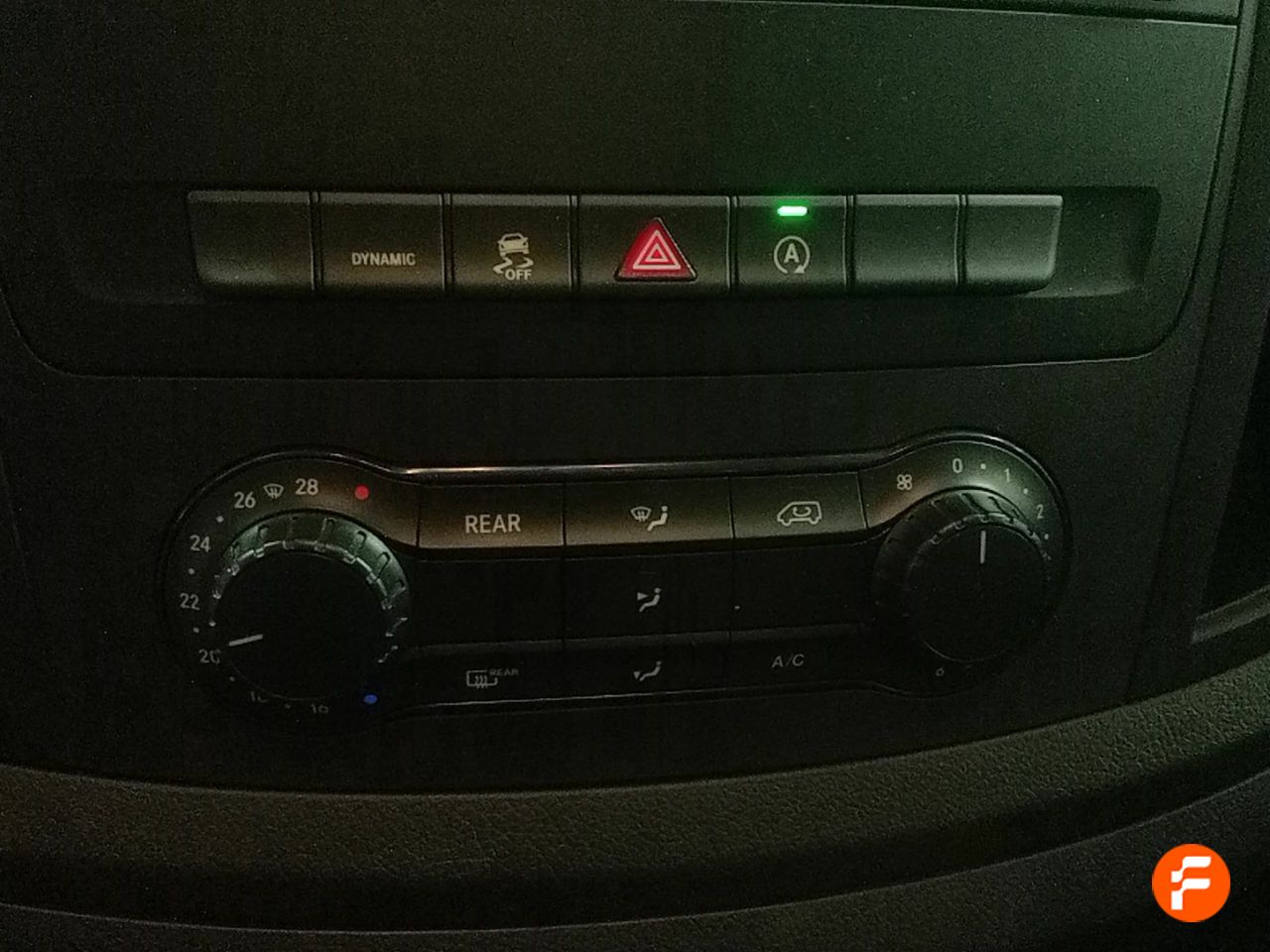 Foto Mercedes-Benz Vito 19