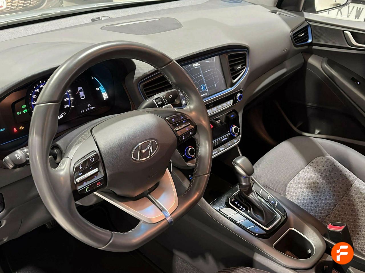 Foto Hyundai IONIQ 11