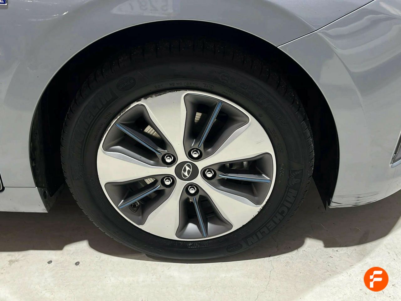 Foto Hyundai IONIQ 32