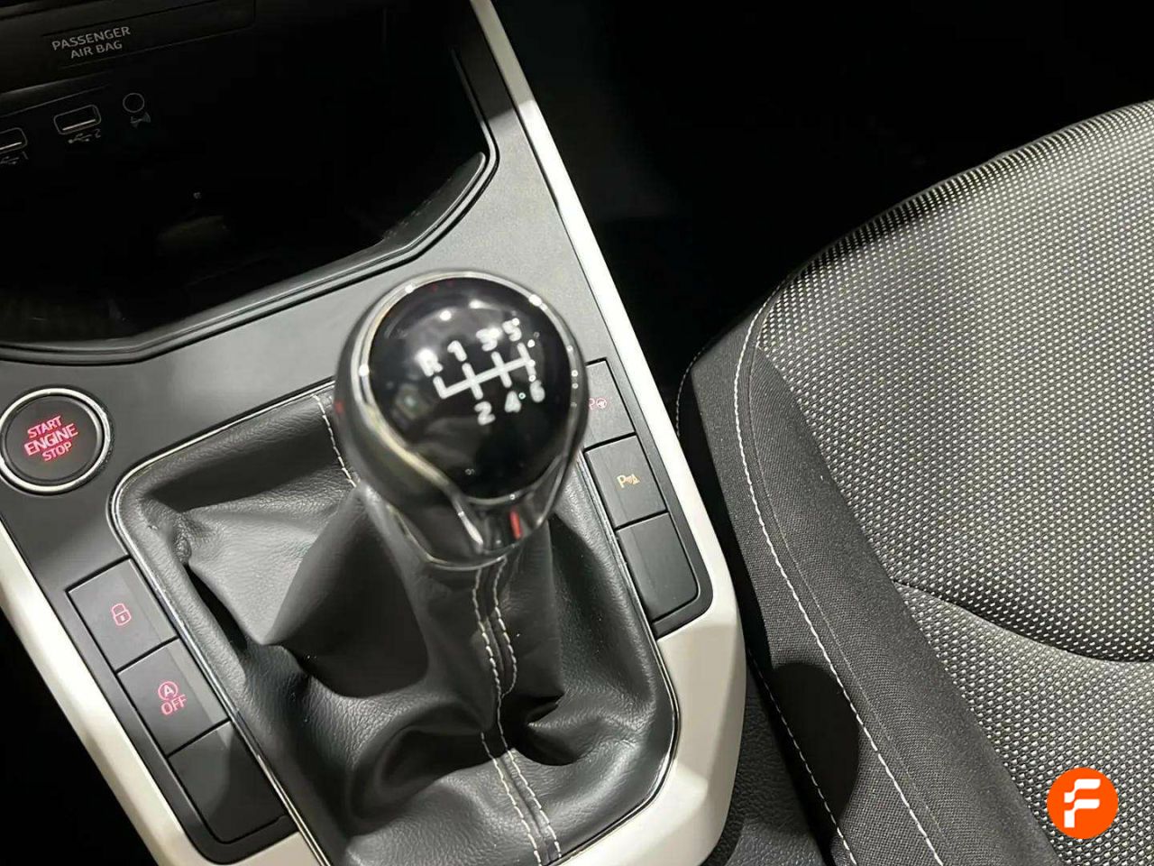 Foto Seat Arona 28