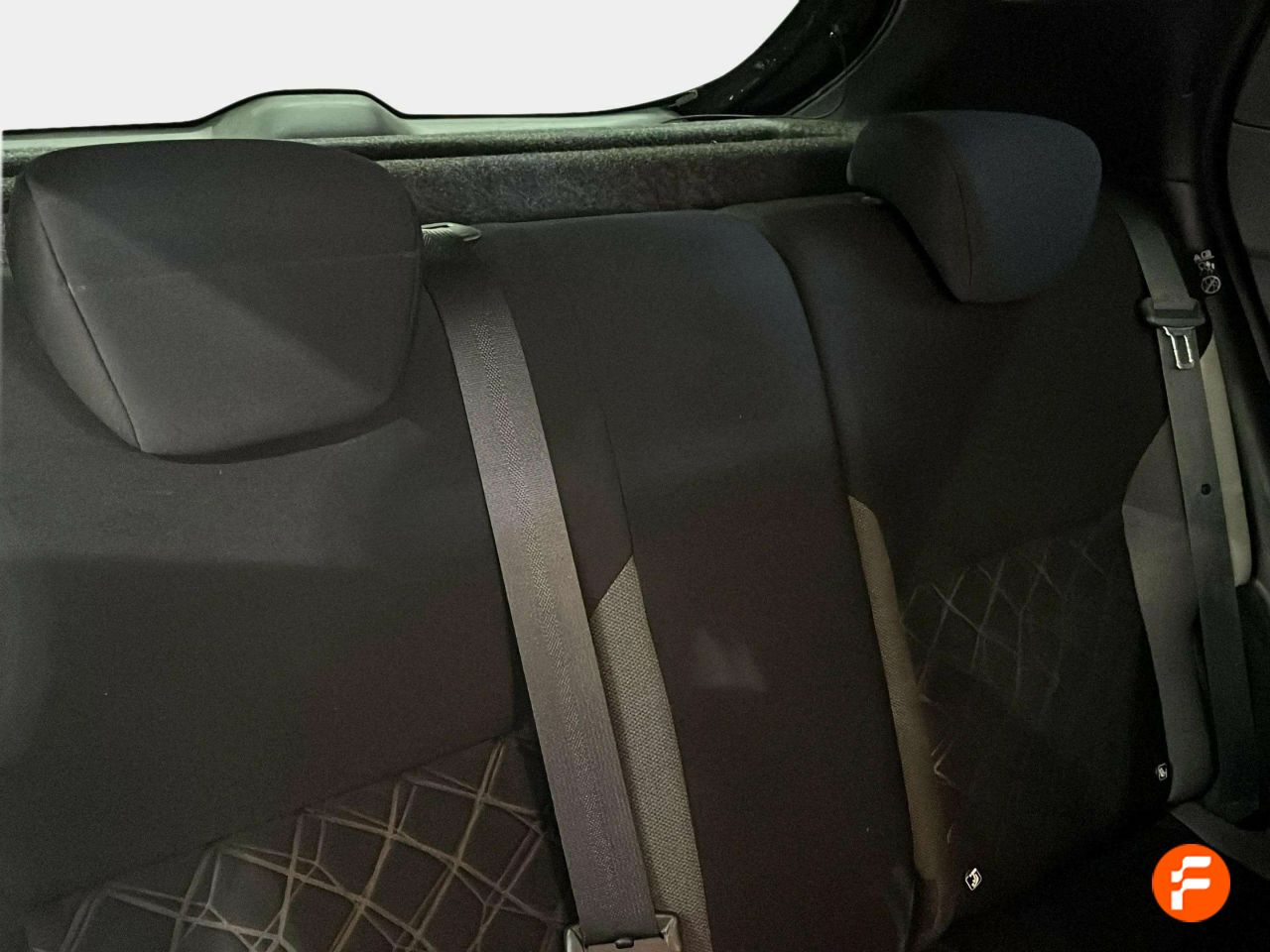 Foto Nissan Micra 14