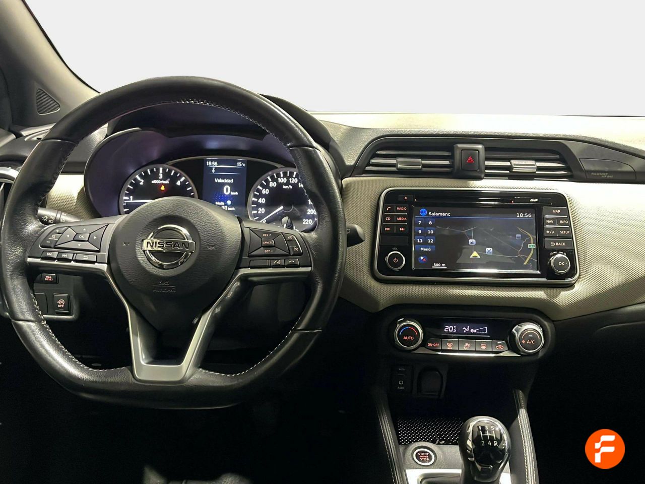 Foto Nissan Micra 24