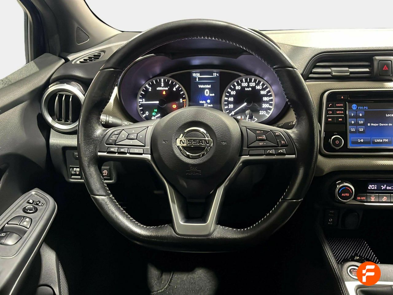 Foto Nissan Micra 25