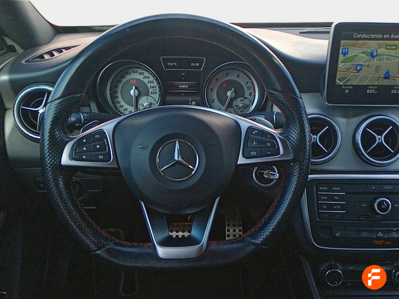 Foto Mercedes-Benz Clase CLA 15