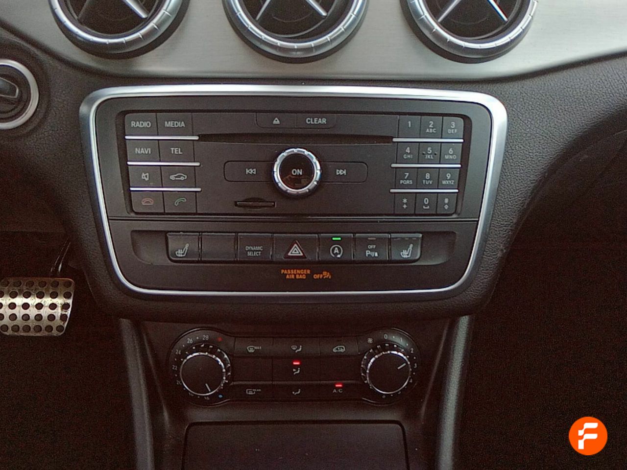 Foto Mercedes-Benz Clase CLA 17