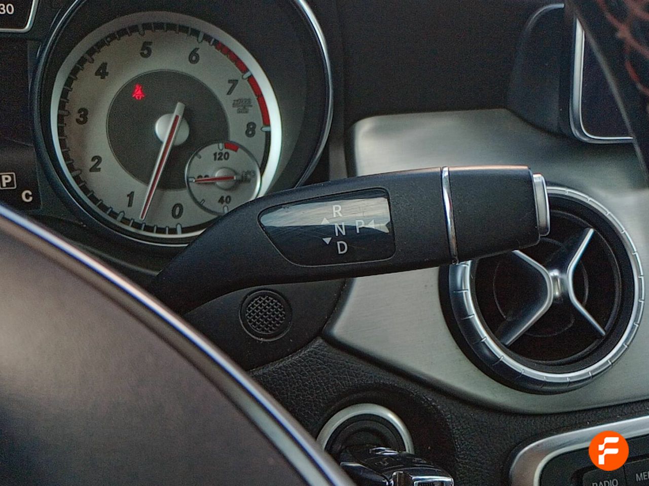 Foto Mercedes-Benz Clase CLA 19