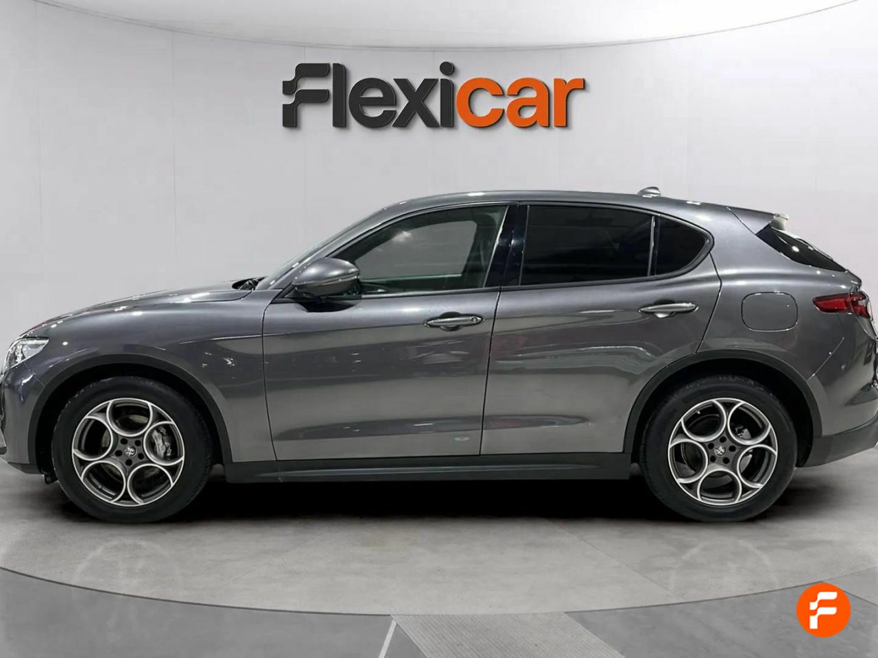 Foto Alfa Romeo Stelvio 4
