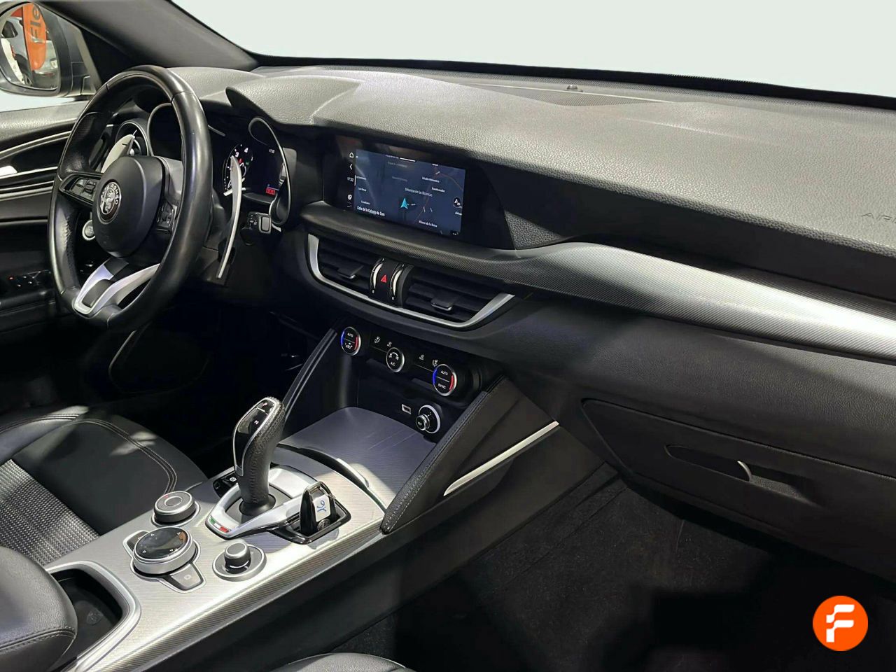 Foto Alfa Romeo Stelvio 14
