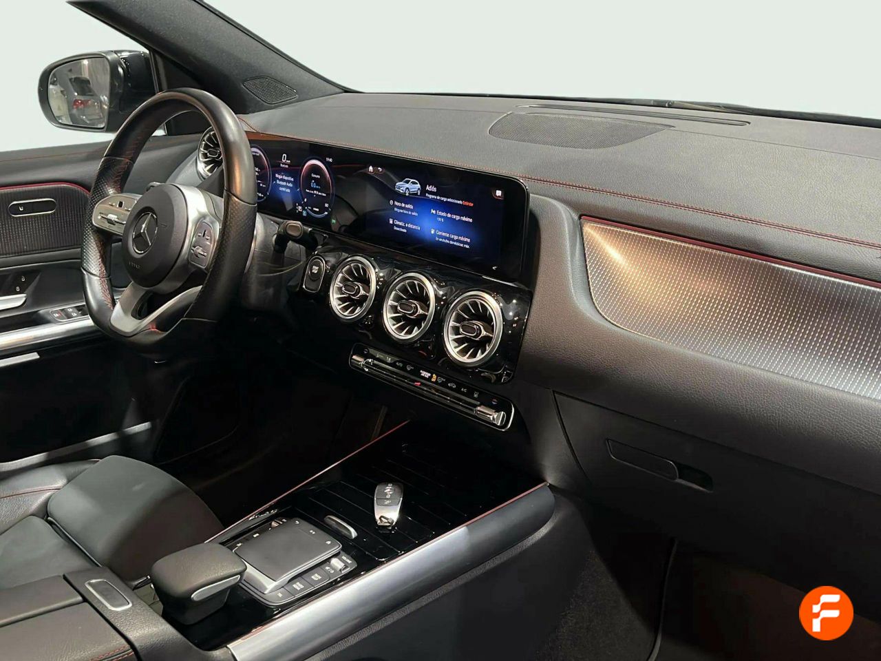 Foto Mercedes-Benz EQA 16