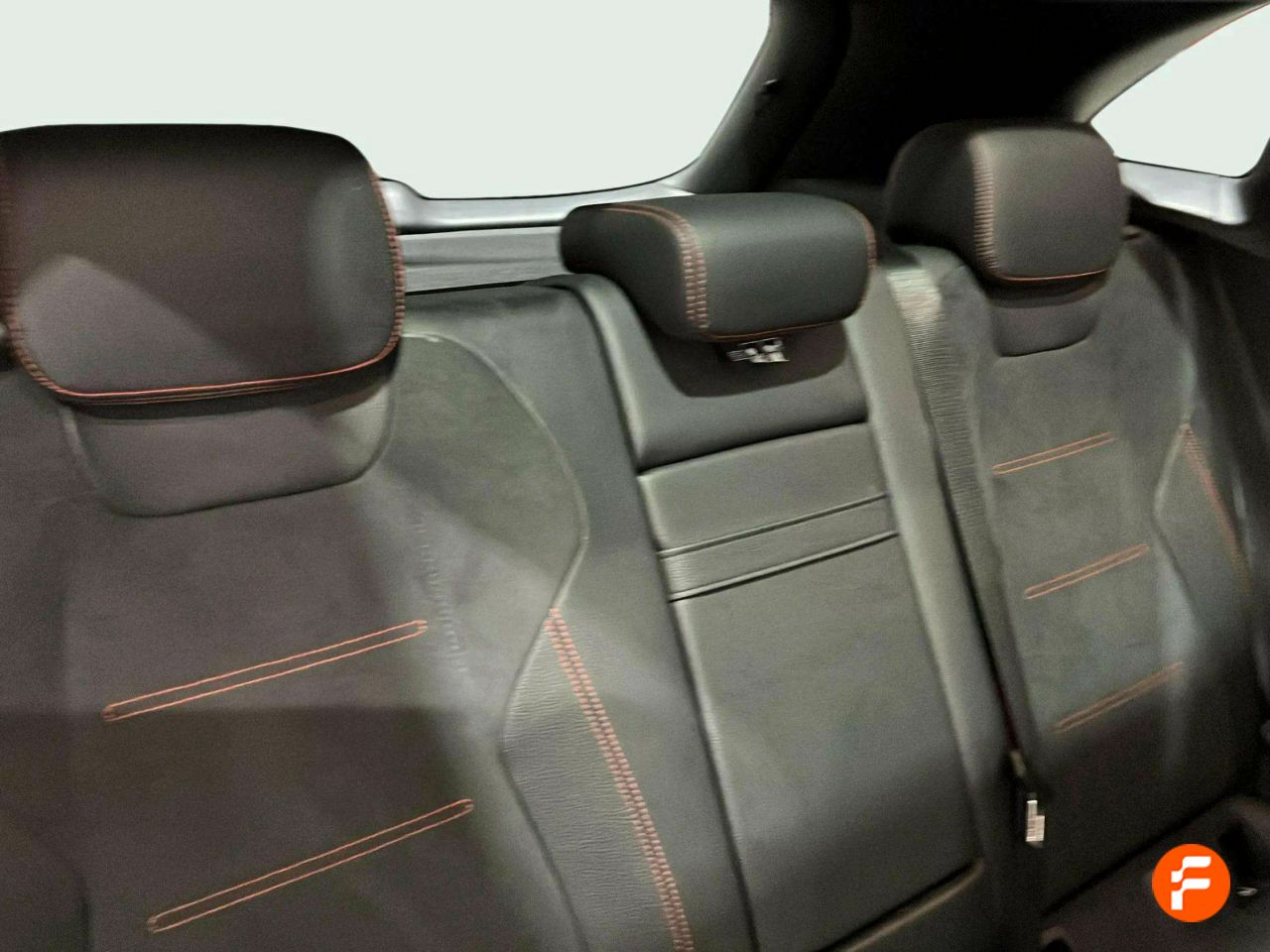 Foto Mercedes-Benz EQA 17
