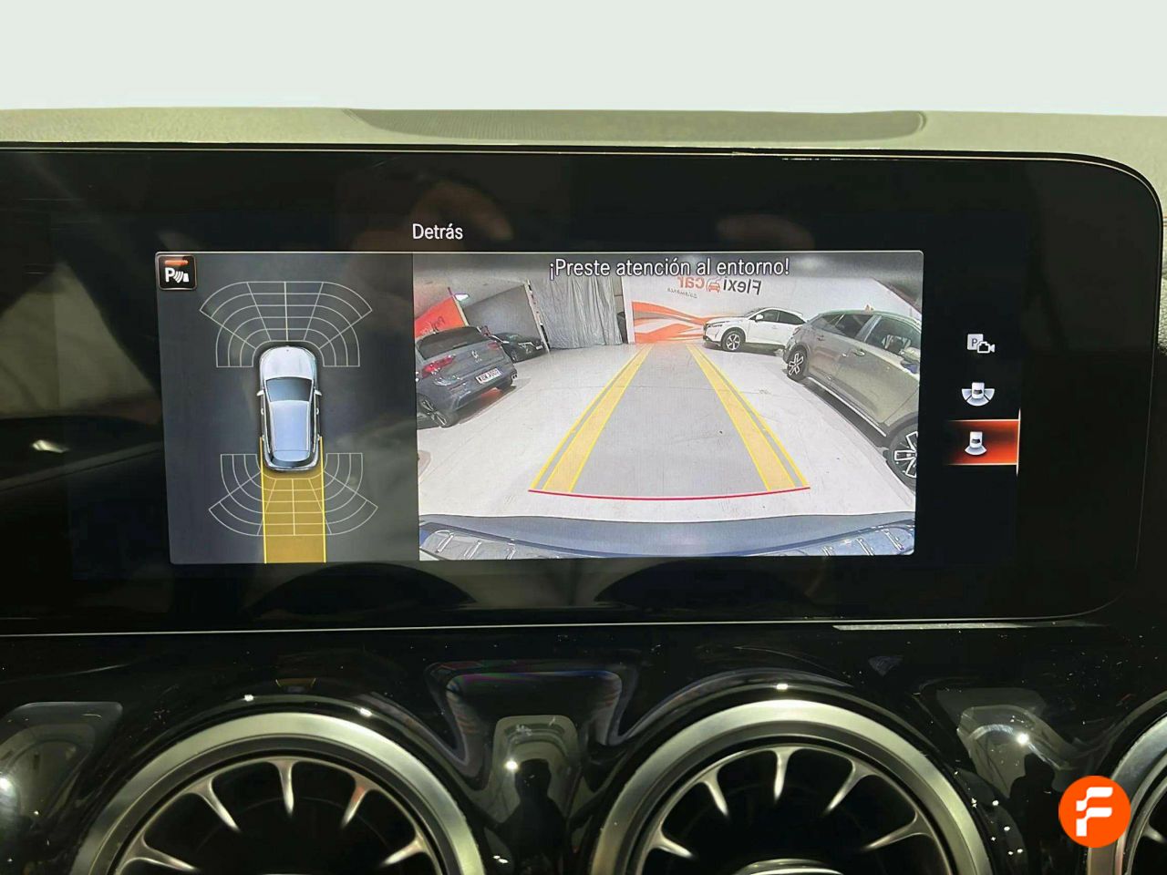 Foto Mercedes-Benz EQA 27
