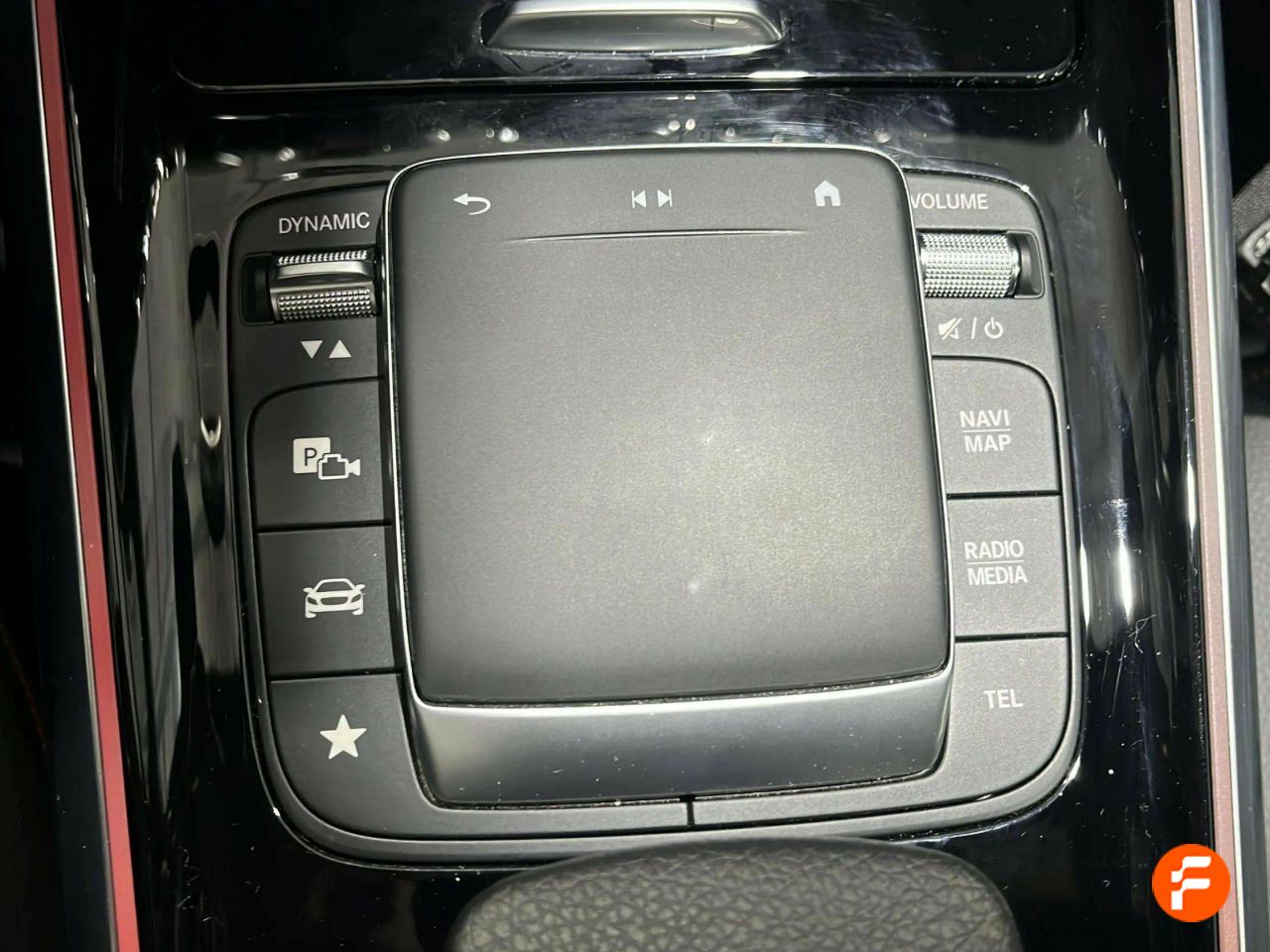 Foto Mercedes-Benz EQA 29