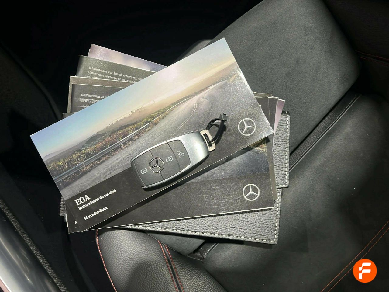 Foto Mercedes-Benz EQA 32