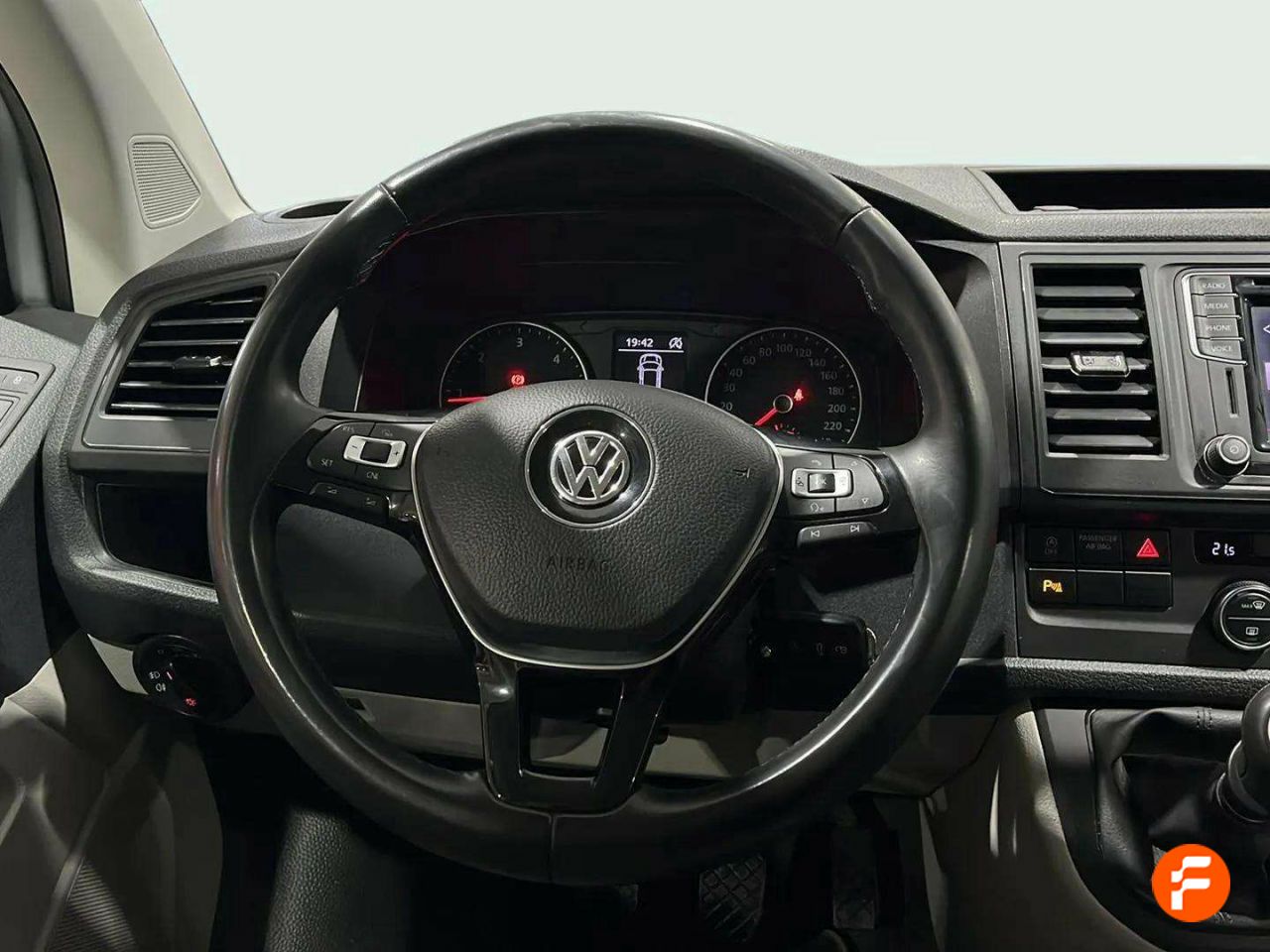 Foto Volkswagen Caravelle 30