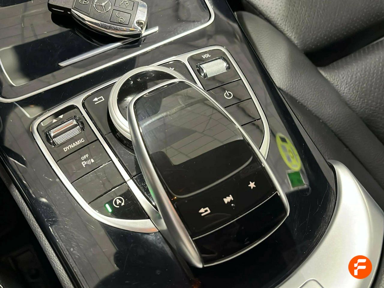 Foto Mercedes-Benz Clase C 27