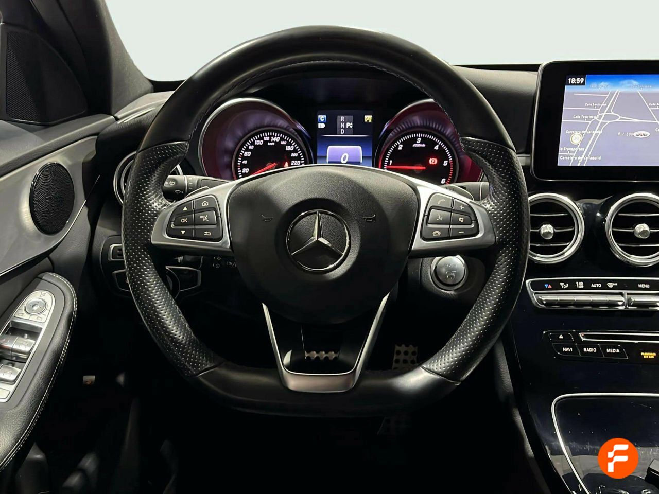 Foto Mercedes-Benz Clase C 30
