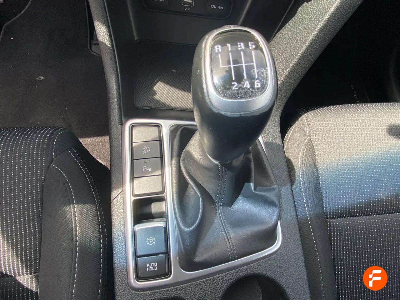 Foto Kia Sportage 16