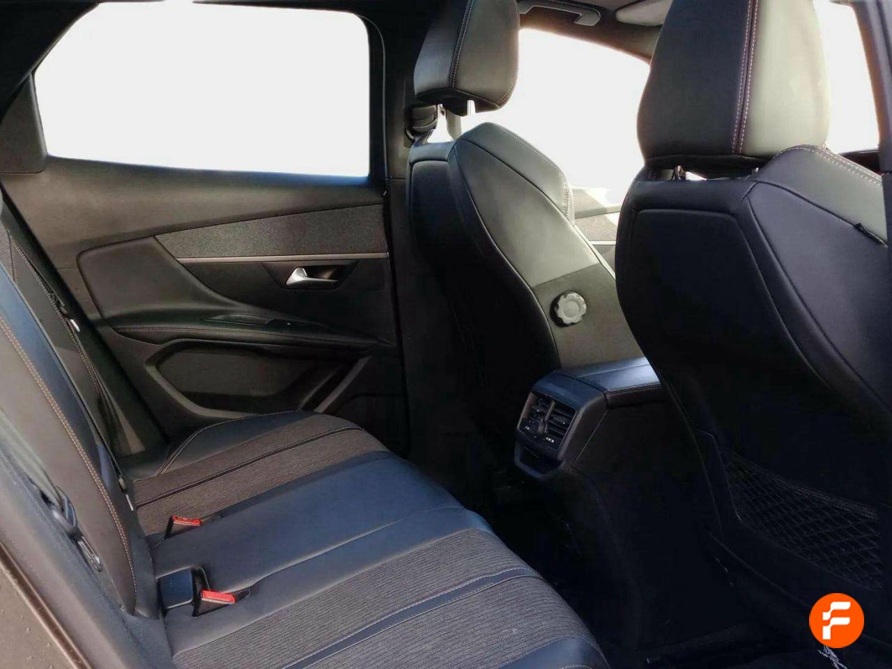 Foto Peugeot 3008 12