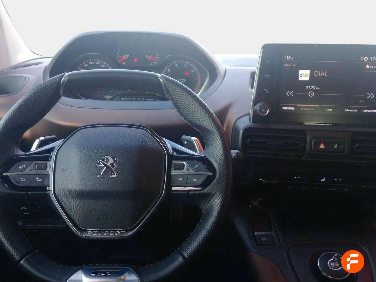 Foto Peugeot Rifter 8