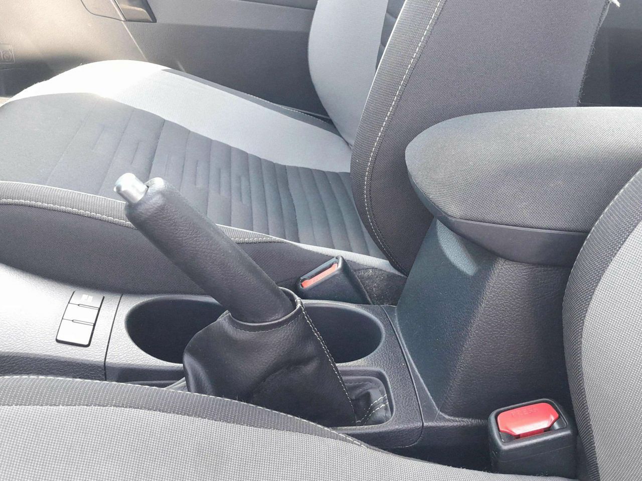 Foto Toyota Auris 24