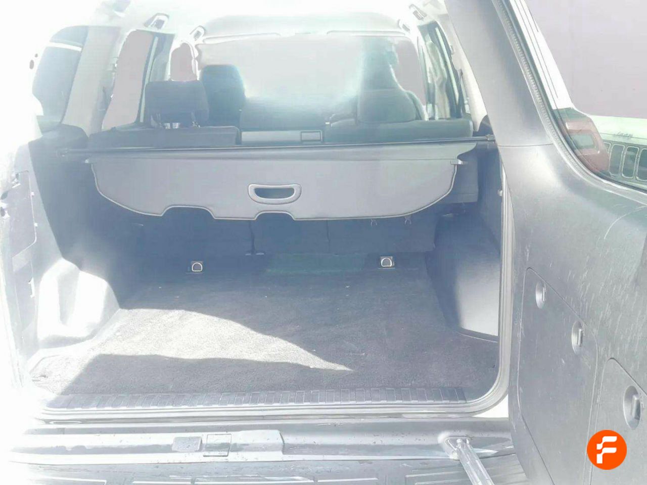 Foto Toyota Land Cruiser 26