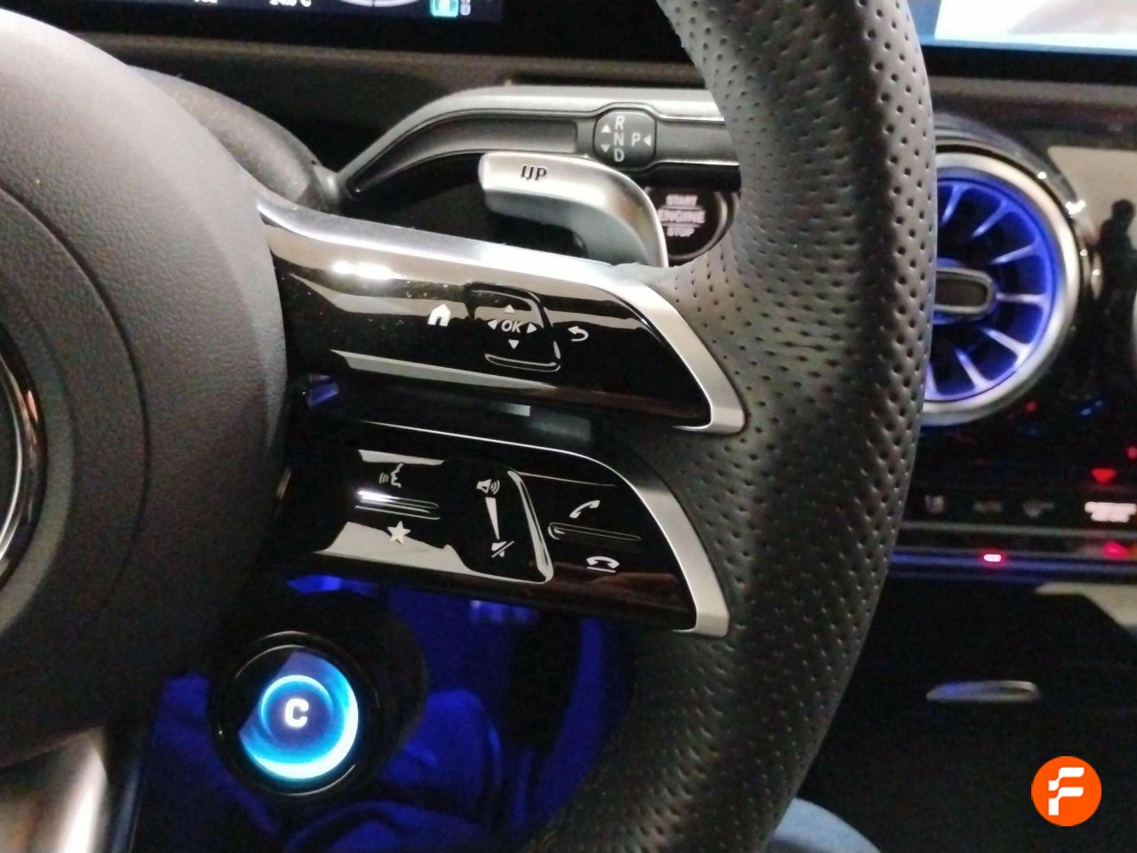 Foto Mercedes-Benz Clase CLA 18