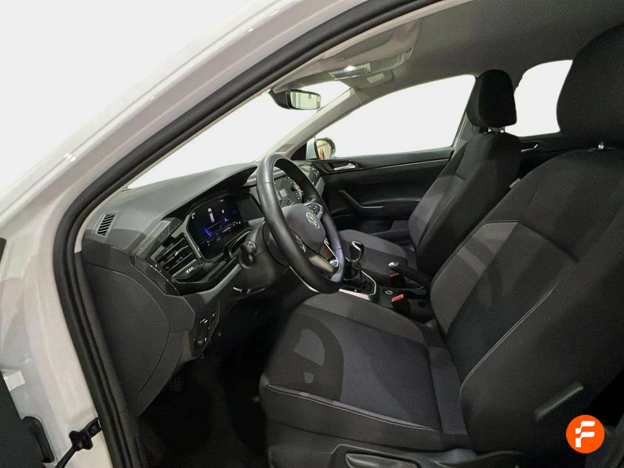 Foto Volkswagen Taigo 15