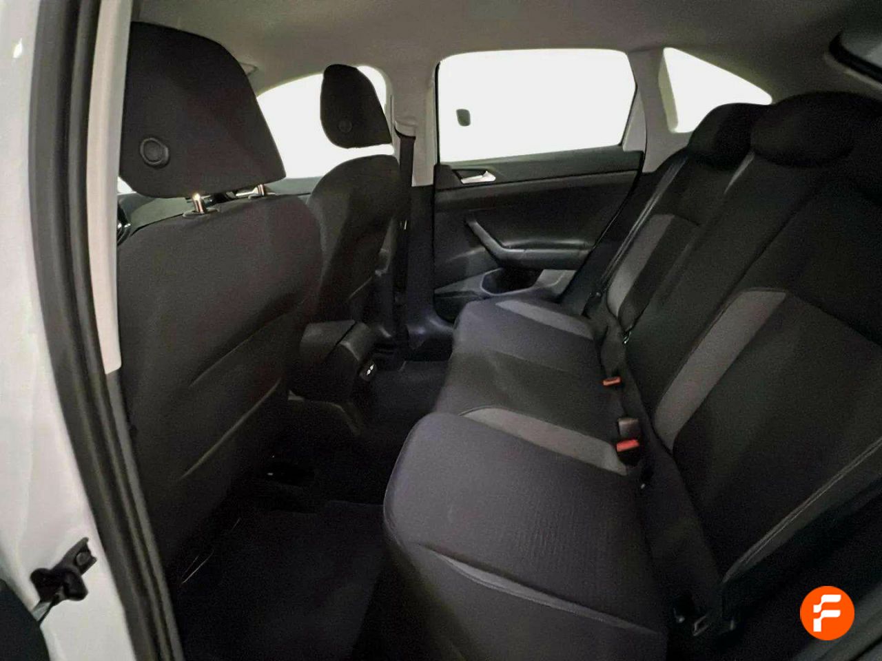 Foto Volkswagen Taigo 16