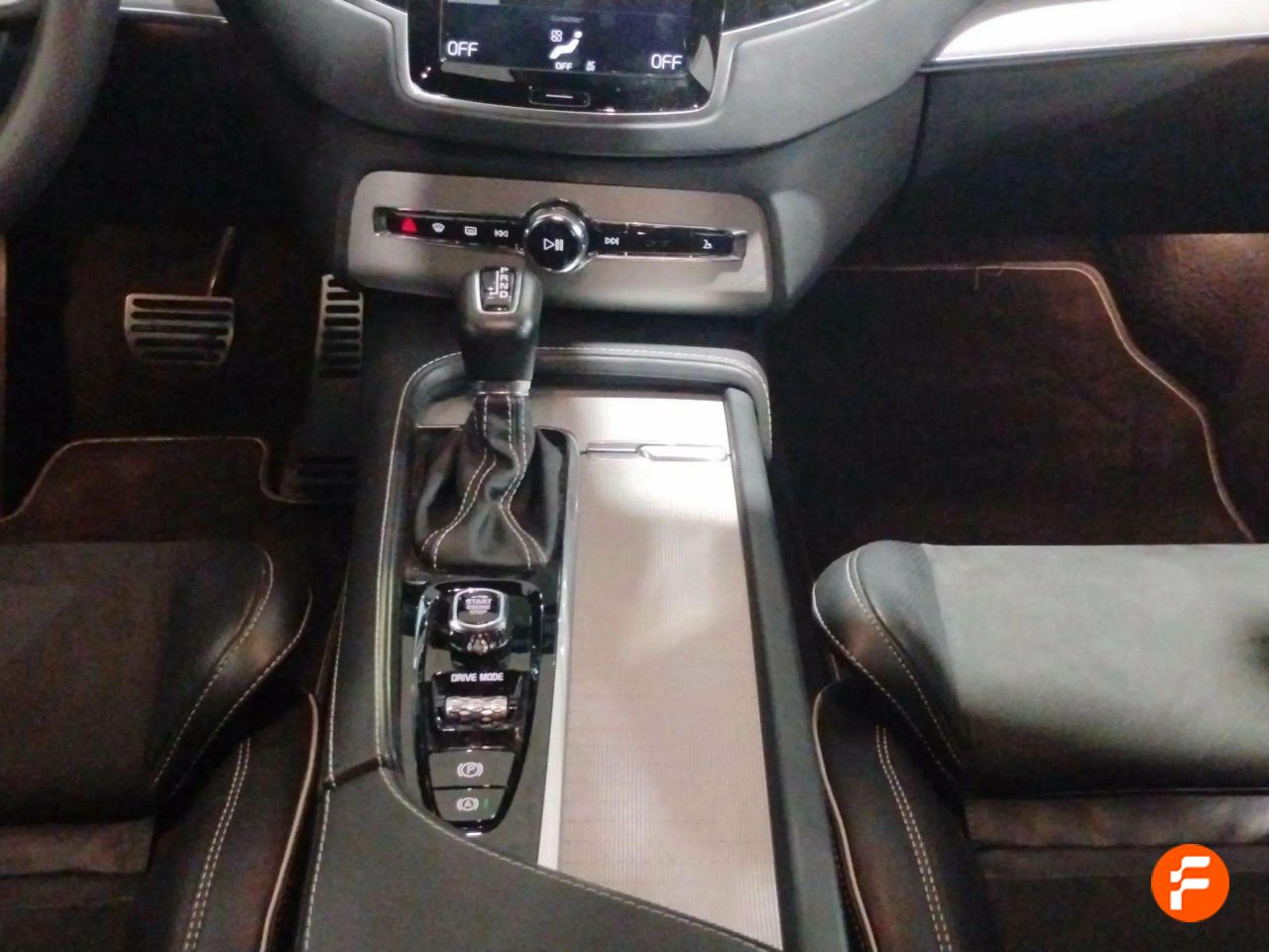 Foto Volvo XC90 9
