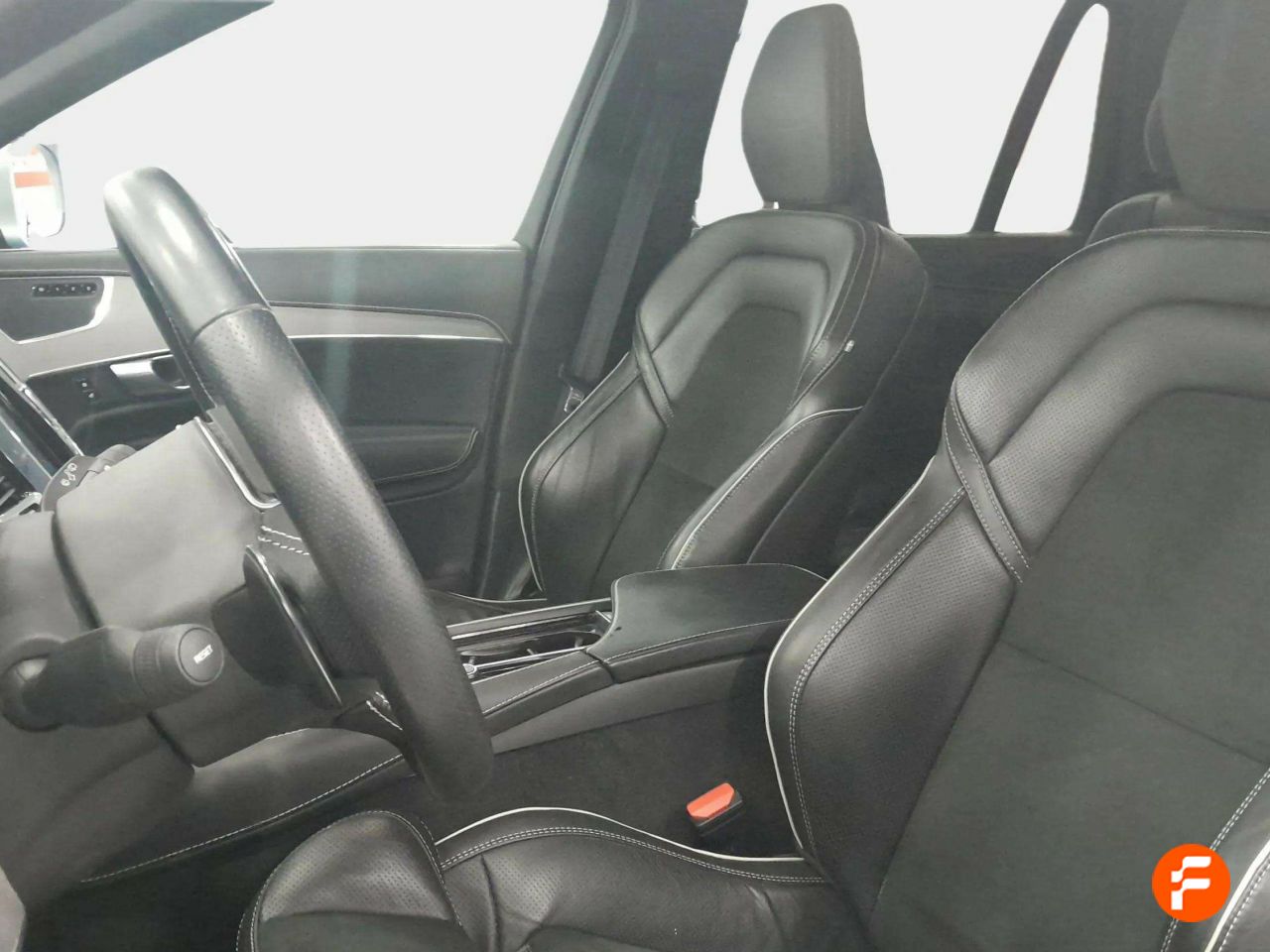 Foto Volvo XC90 14