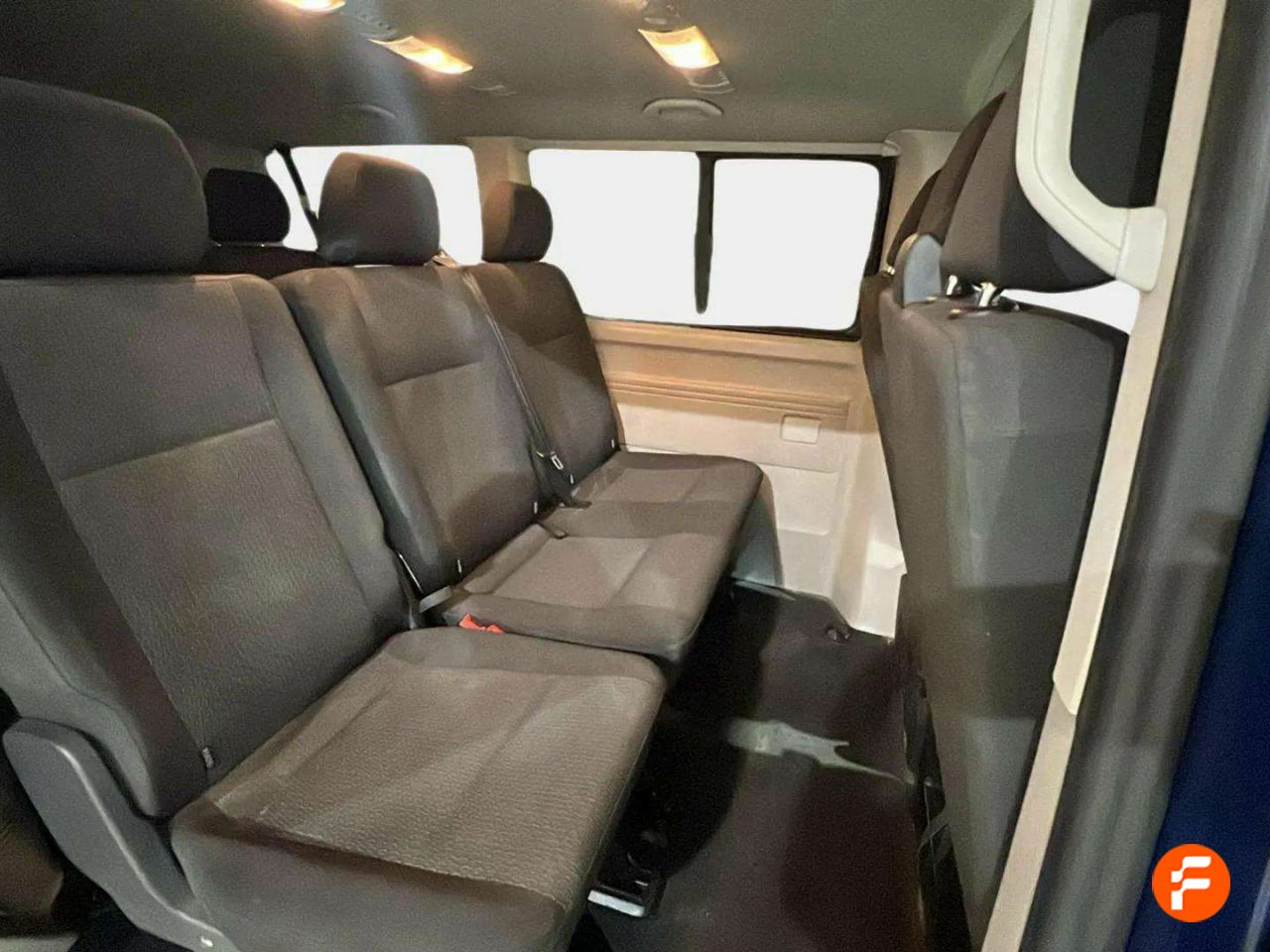 Foto Volkswagen Caravelle 14