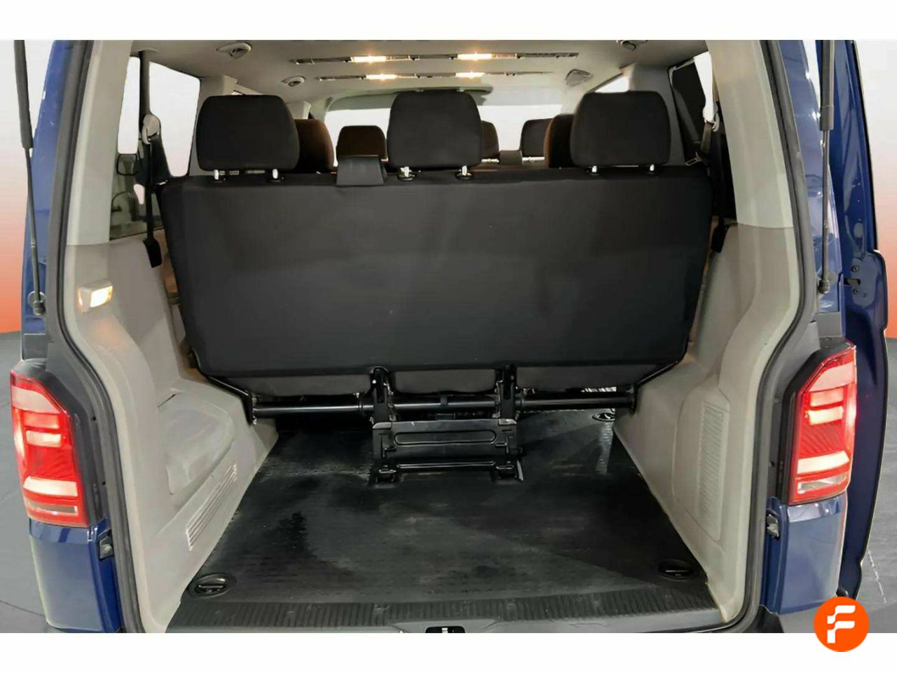Foto Volkswagen Caravelle 16