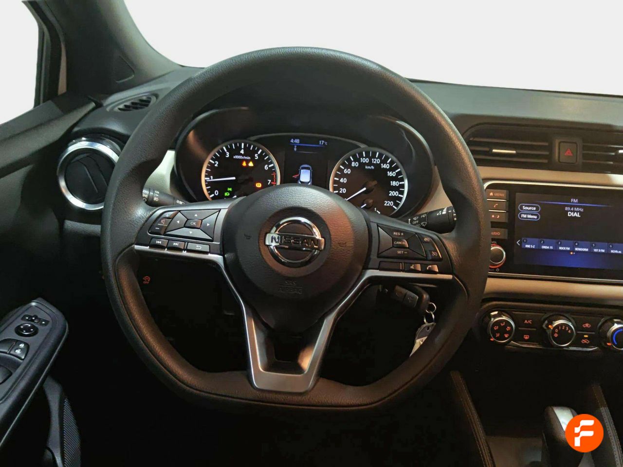Foto Nissan Micra 7