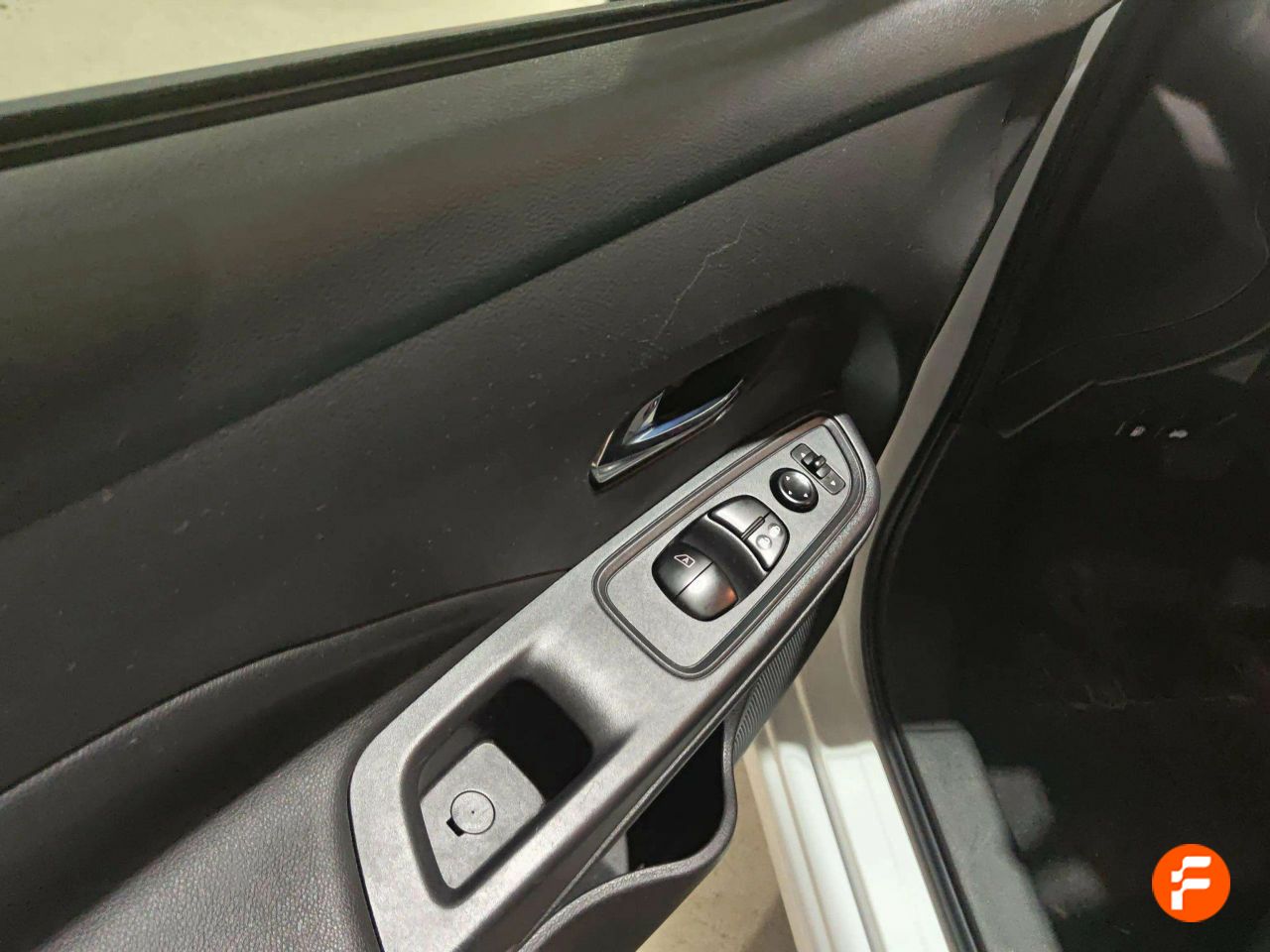 Foto Nissan Micra 16