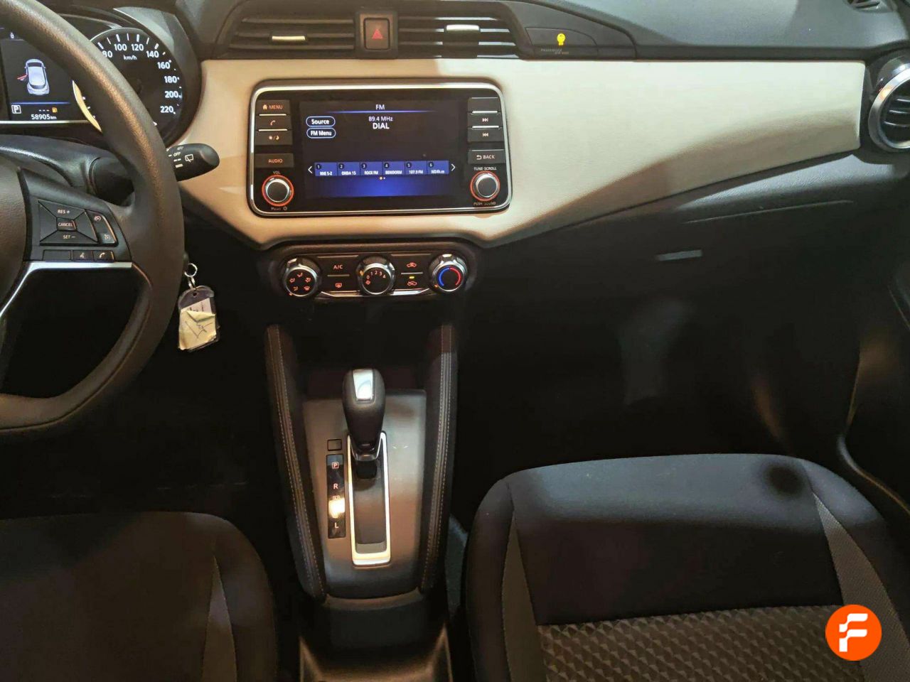 Foto Nissan Micra 22