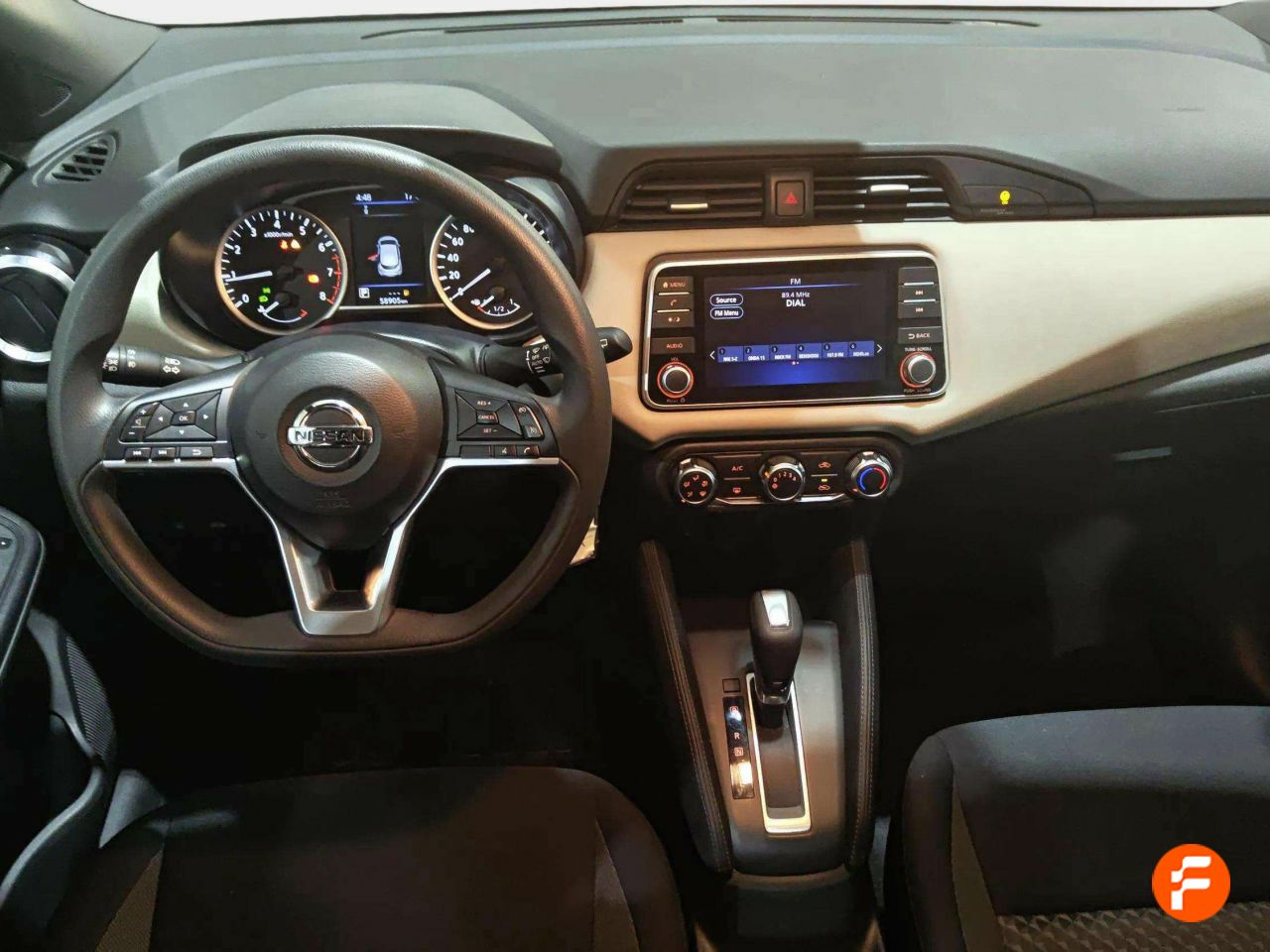 Foto Nissan Micra 23