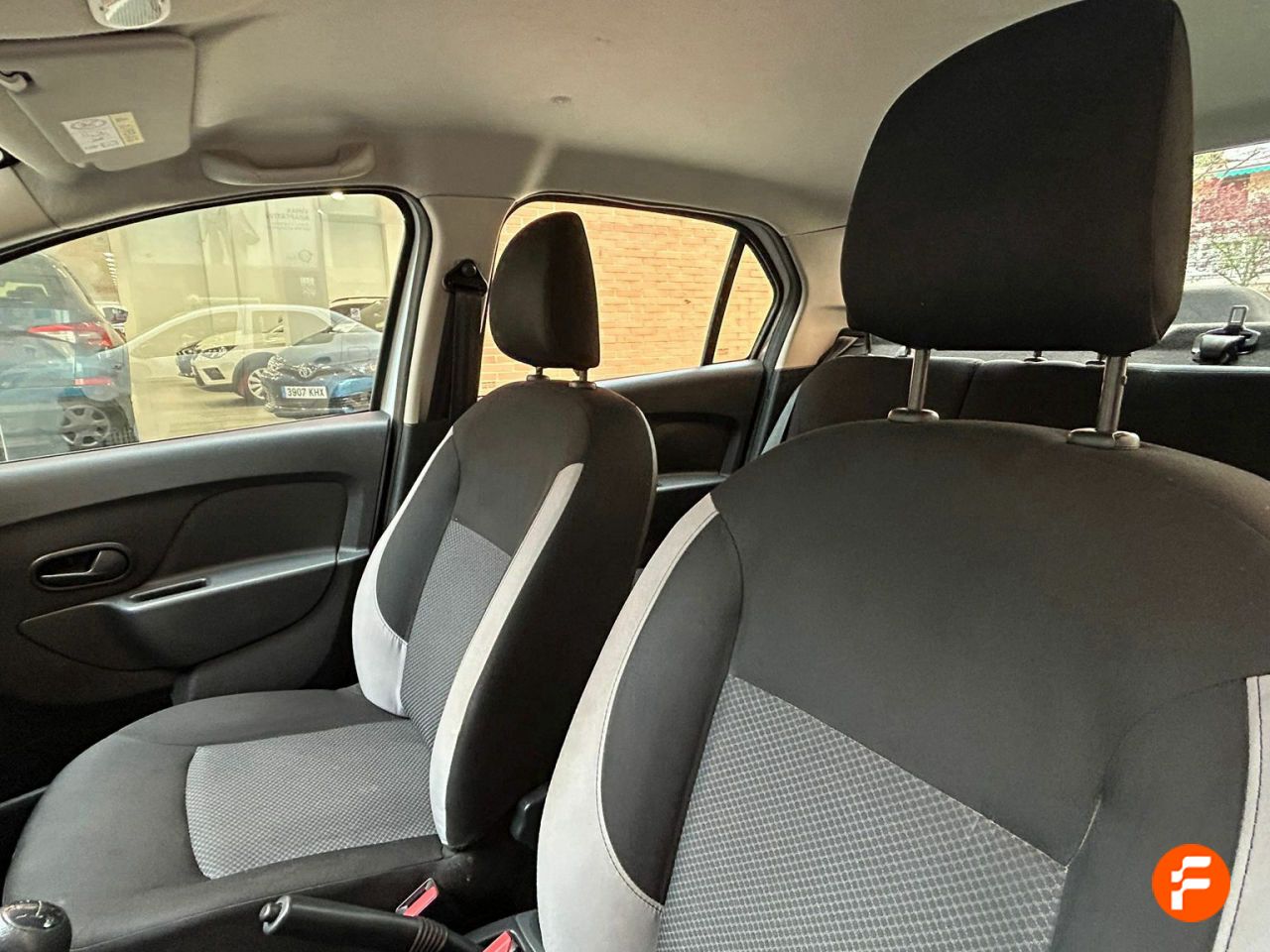 Foto Dacia Logan 7