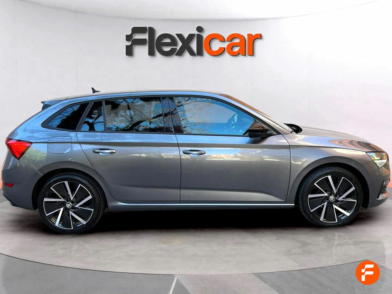 Foto Skoda Scala 4