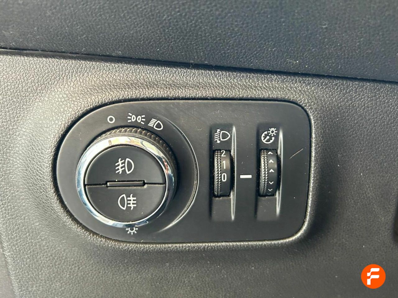 Foto Opel Corsa 16