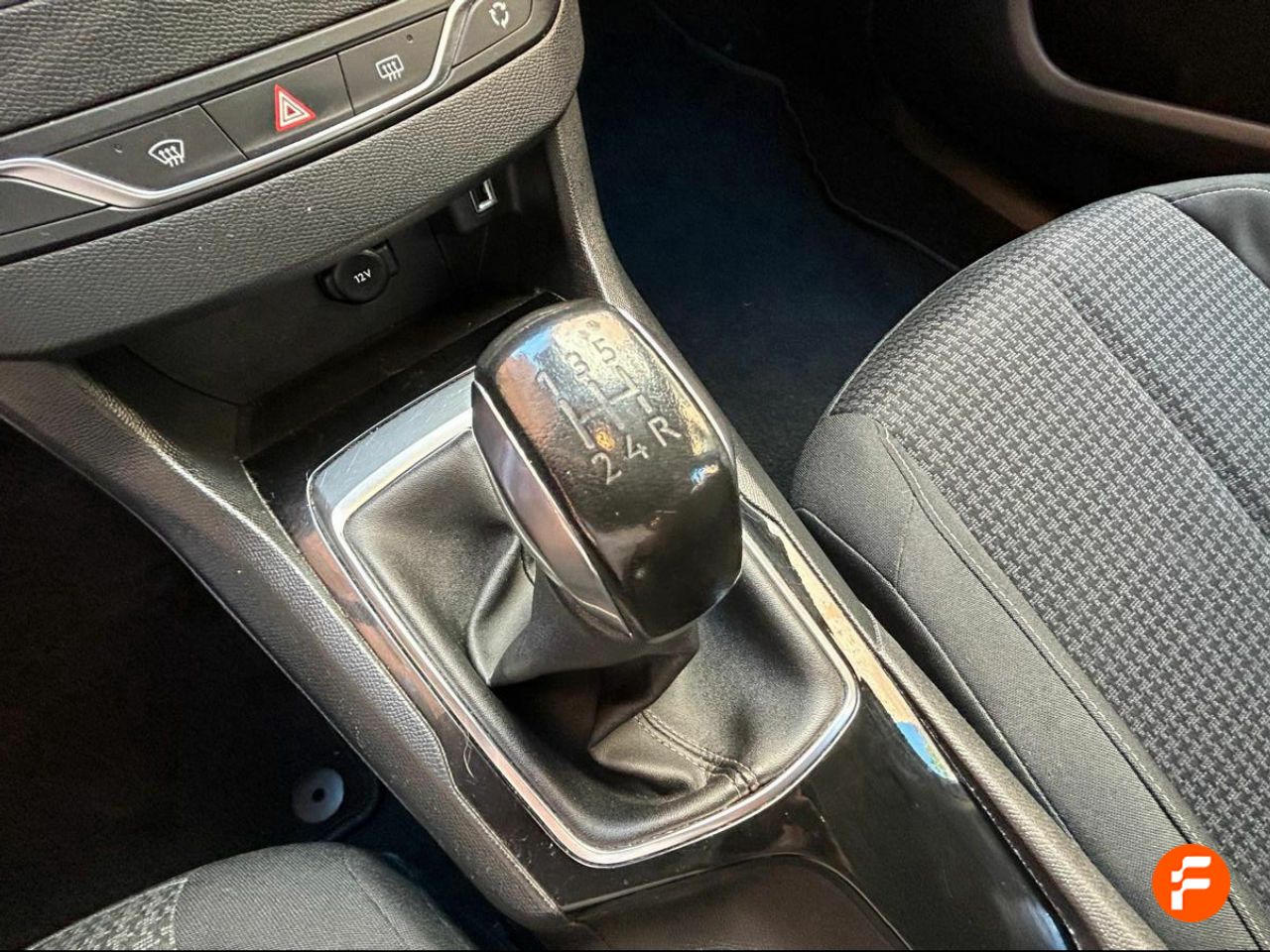 Foto Peugeot 308 12