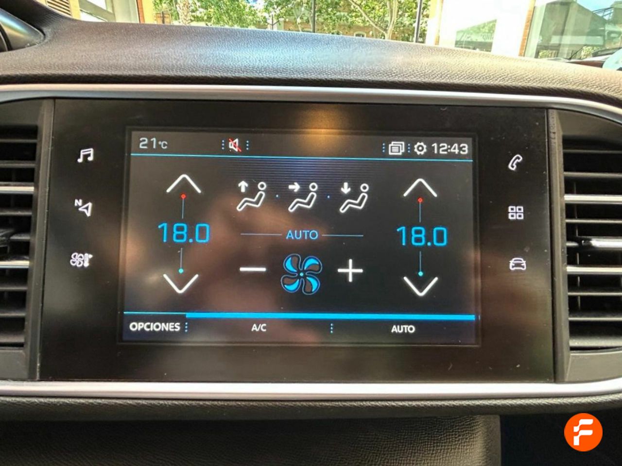 Foto Peugeot 308 14