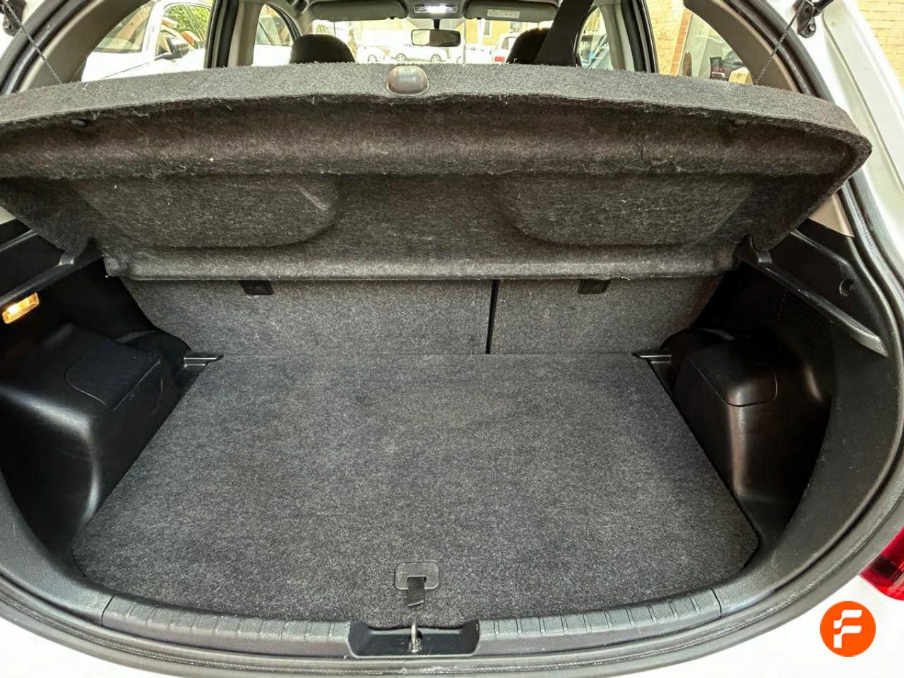 Foto Toyota Yaris 23