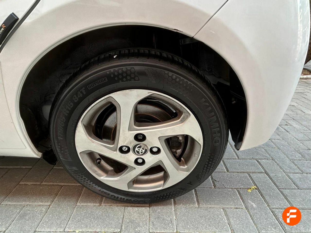 Foto Toyota Yaris 24