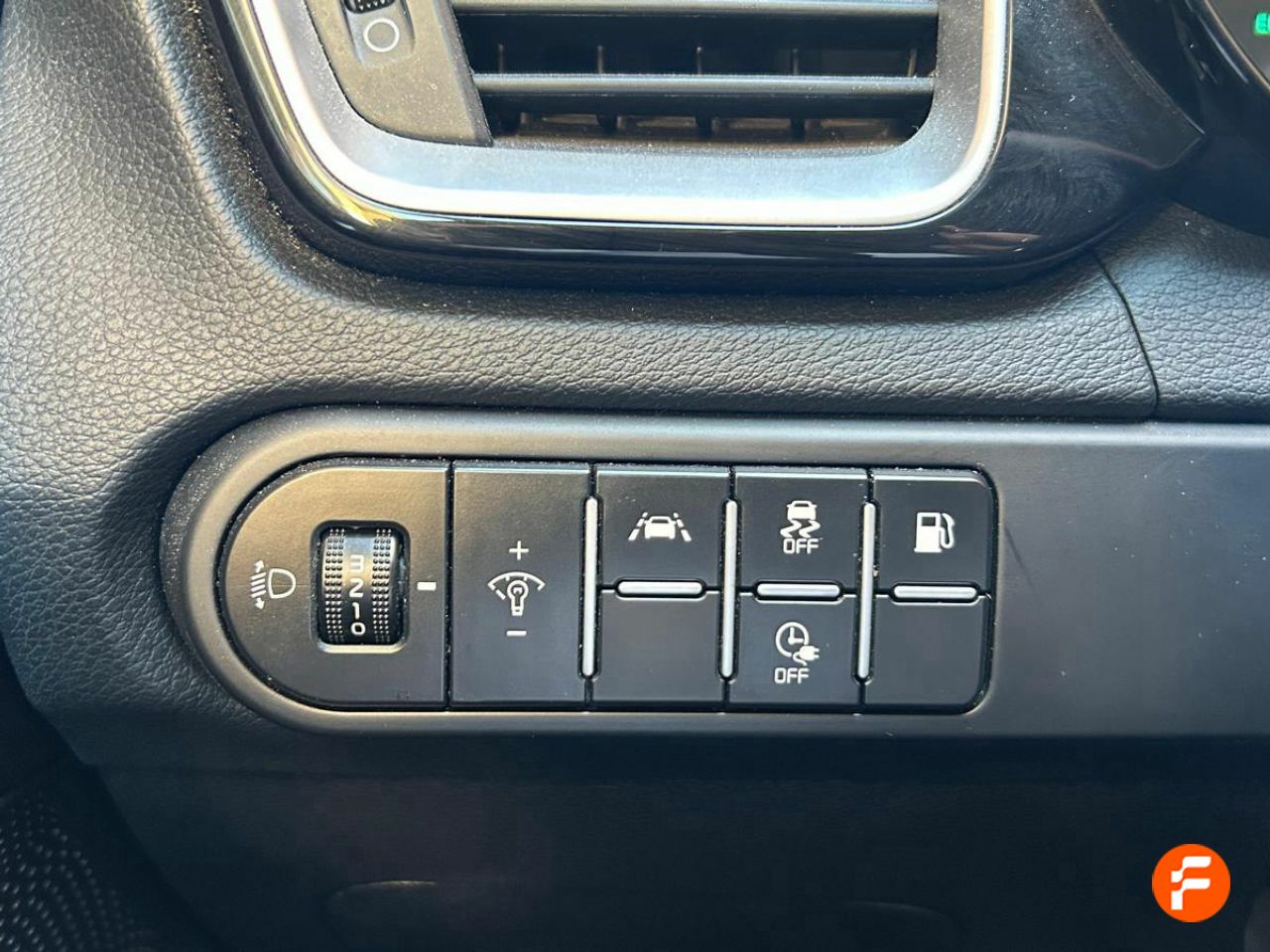 Foto Kia XCeed 20