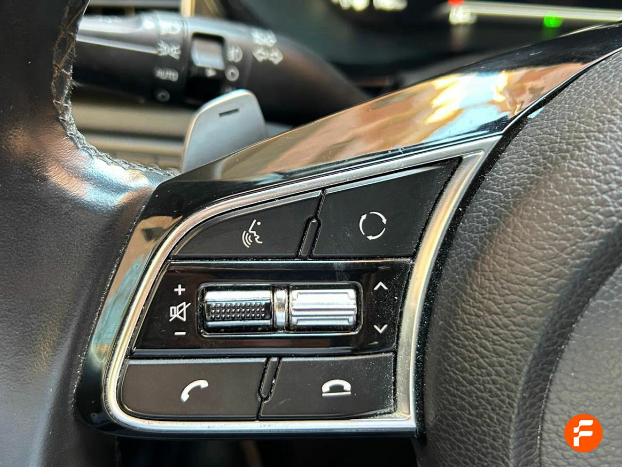 Foto Kia XCeed 22