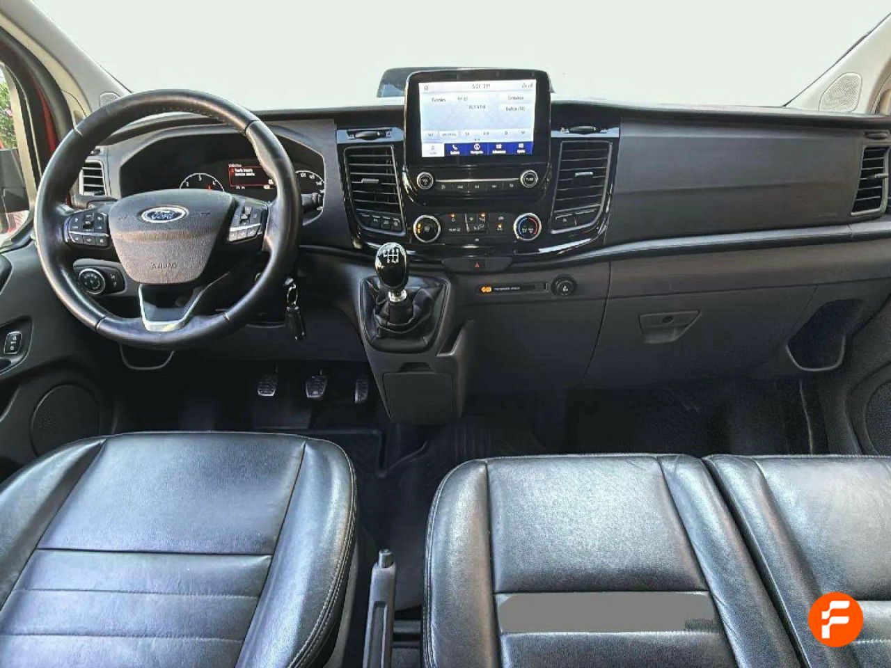 Foto Ford Tourneo Custom 13
