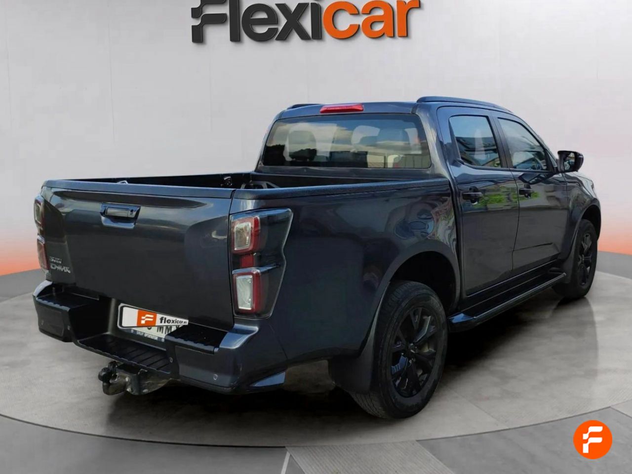 Foto Isuzu D-Max 11