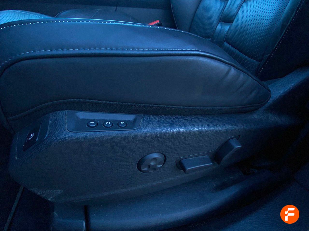 Foto DS Automobiles DS 7 15