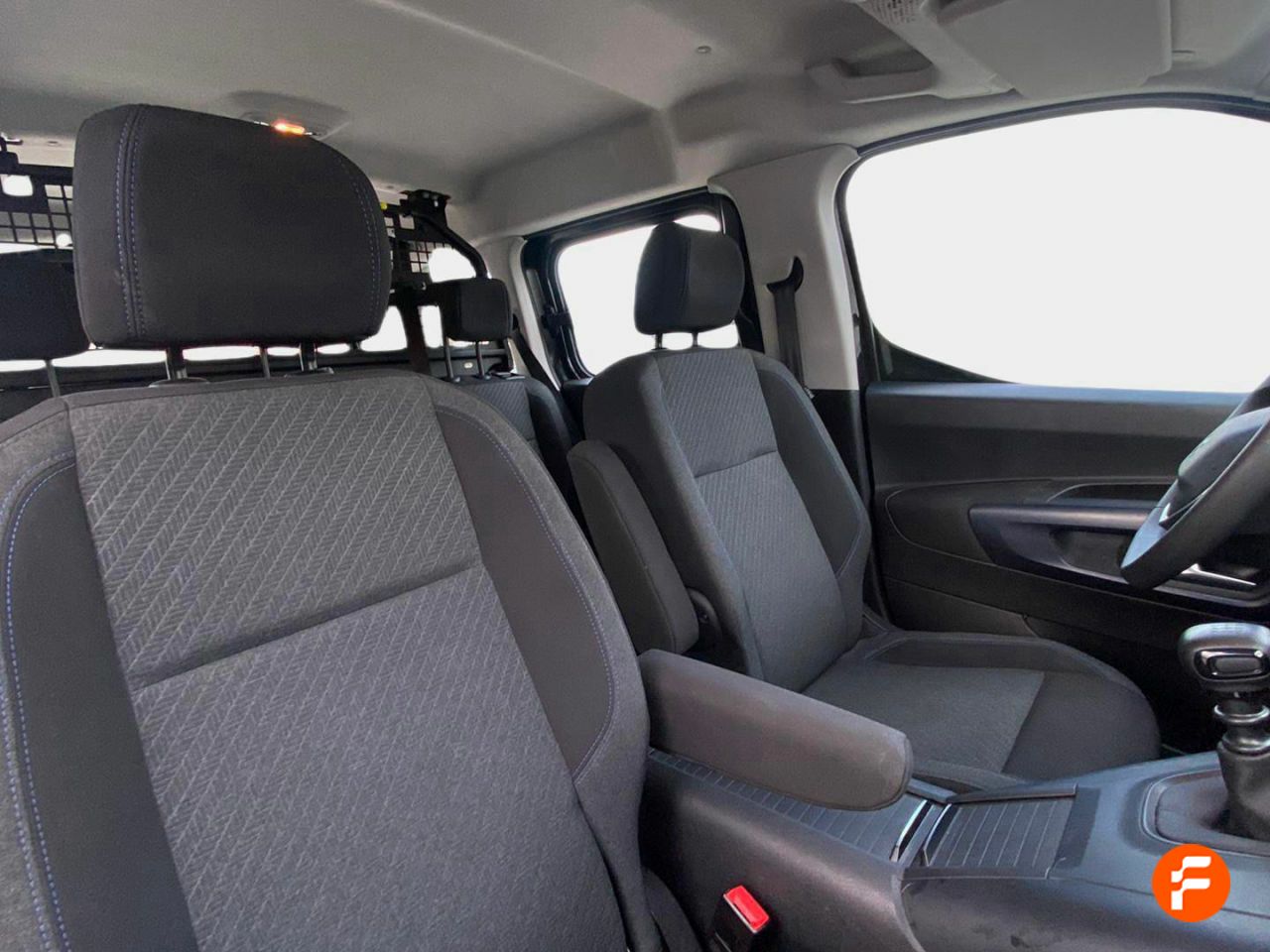 Foto Peugeot Rifter 16