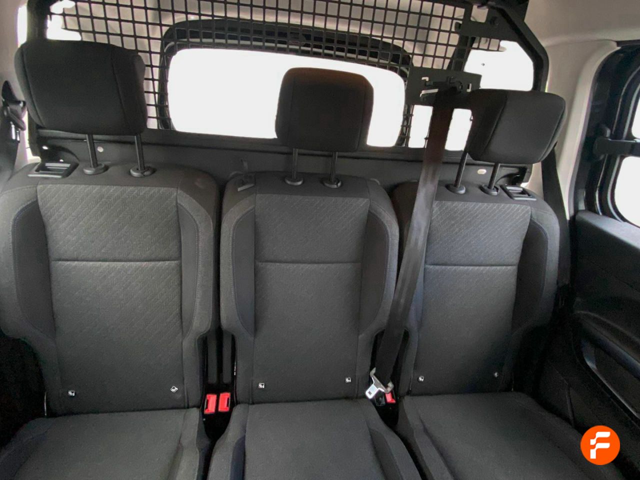 Foto Peugeot Rifter 17